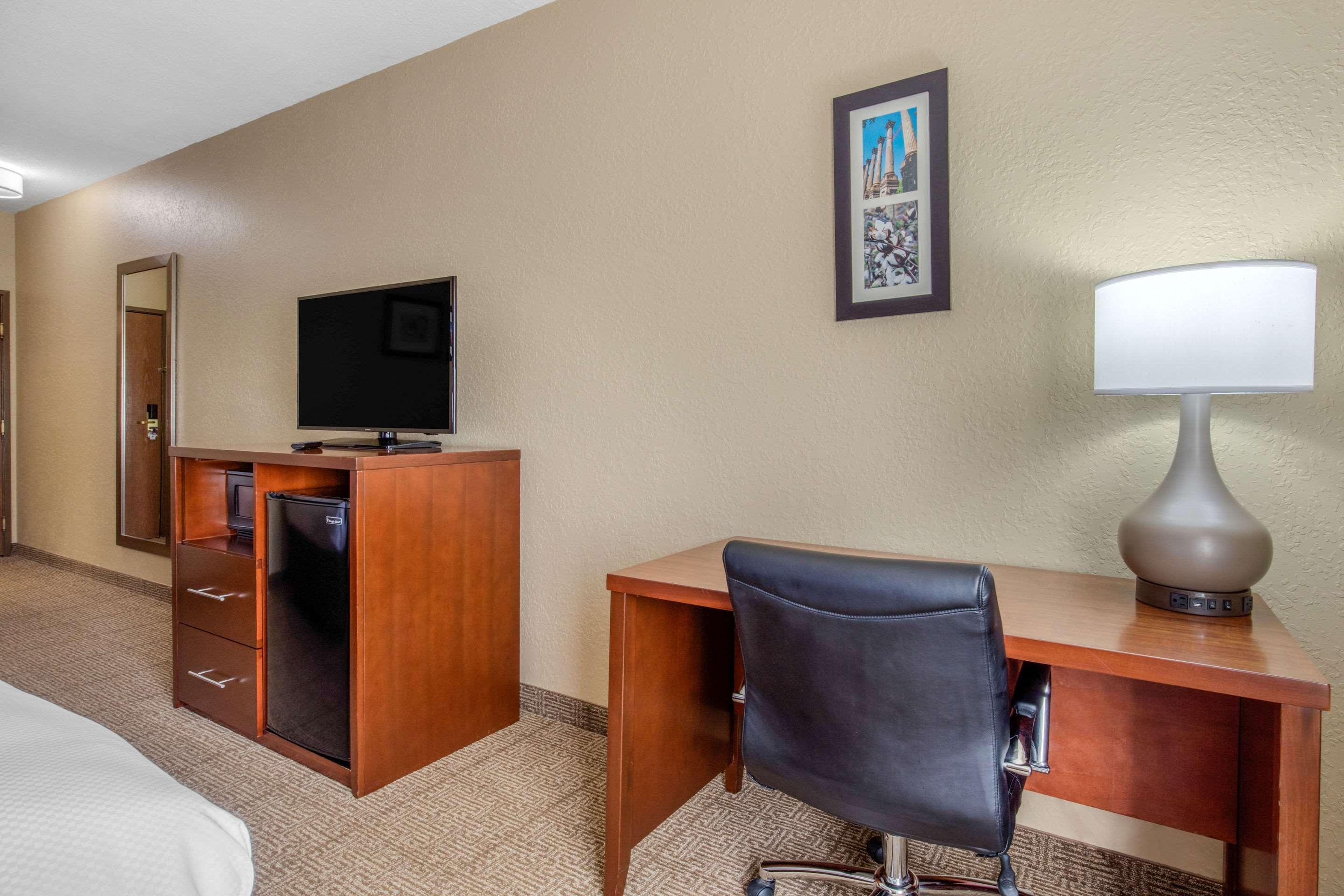 Comfort Inn & Suites McComb Dış mekan fotoğraf