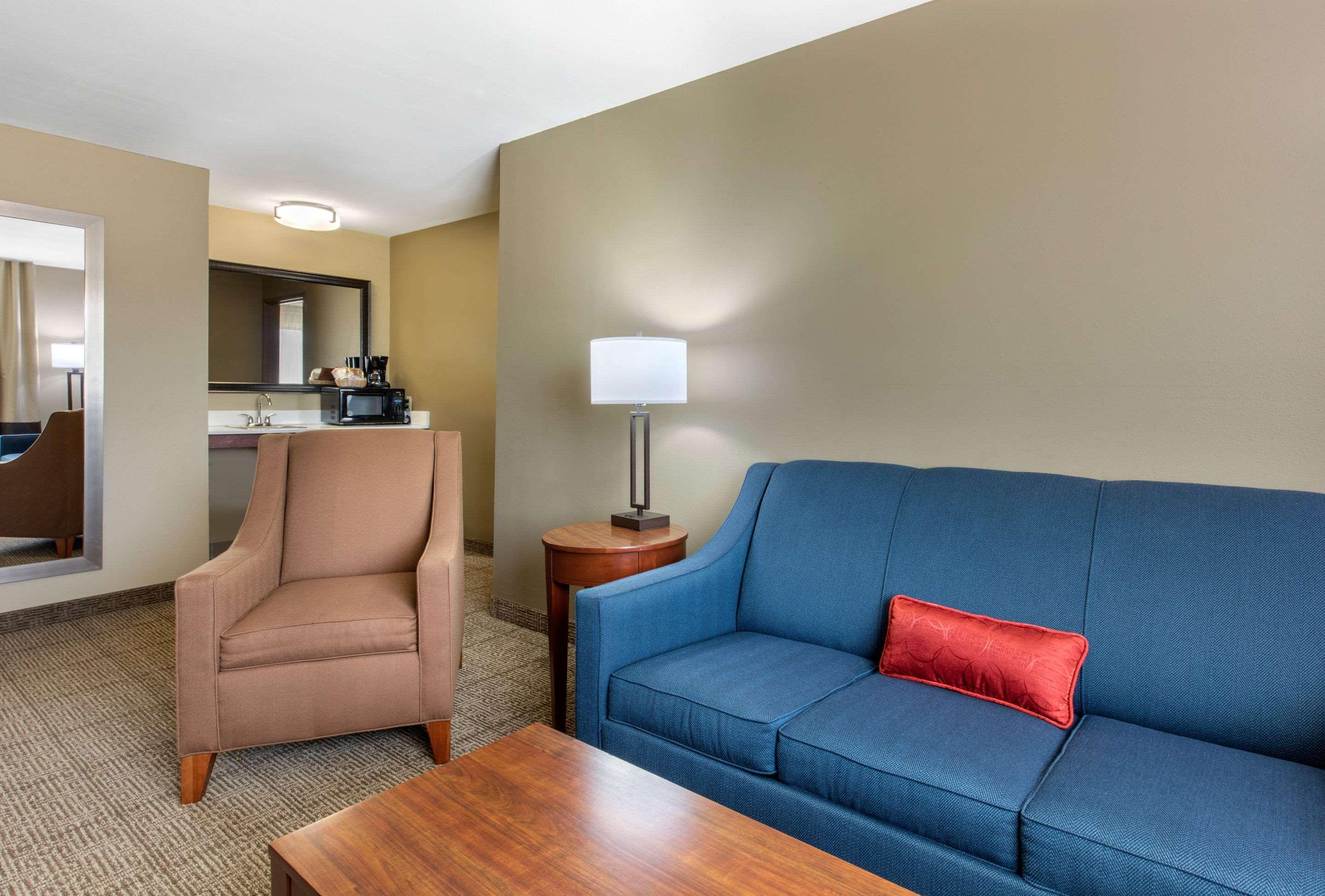 Comfort Inn & Suites McComb Dış mekan fotoğraf