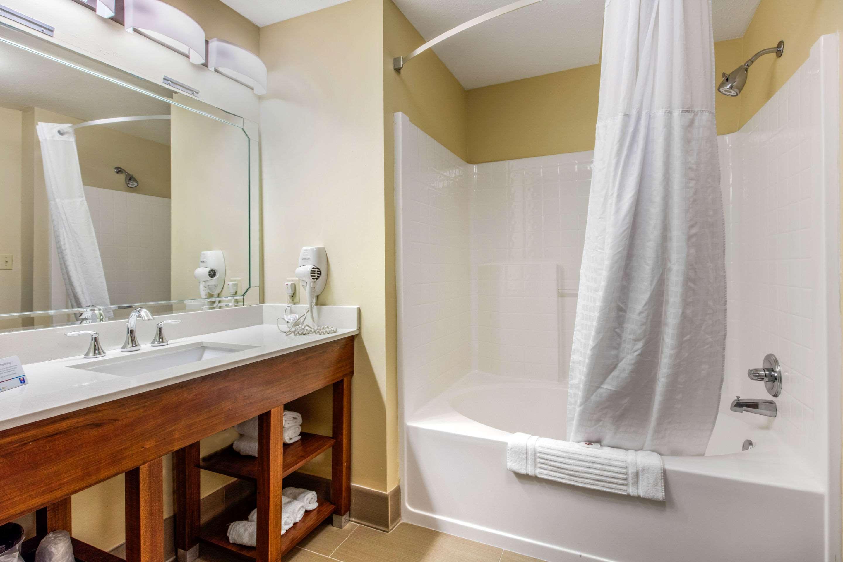 Comfort Inn & Suites McComb Dış mekan fotoğraf